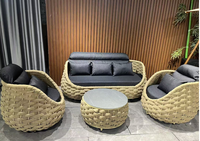 Meubles de patio d'extérieur modernes, ensemble de jardin résistant aux intempéries avec canapé en rotin en résine plastique pour villas et parcs