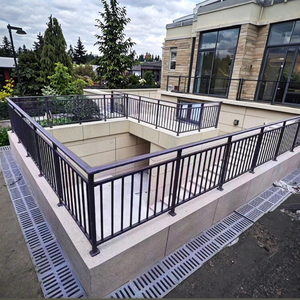 <span class=keywords><strong>Kit</strong></span> de garde-corps <span class=keywords><strong>en</strong></span> aluminium d'installation de bricolage de <span class=keywords><strong>prix</strong></span> usine pour la clôture de plate-forme d'<span class=keywords><strong>escalier</strong></span> système décoratif <span class=keywords><strong>en</strong></span> métal noir acier inoxydable - Product Image 1