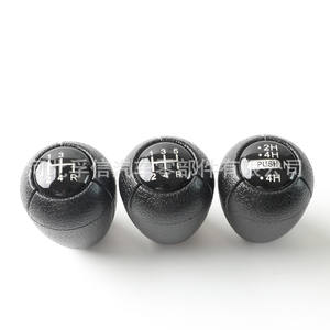 หัวเกียร์รถยนต์สำหรับนิสสัน ซาฟารี พาโทรล Y60 GQ พลาสติก PU 4 สปีด 5 สปีด ดีไซน์ตามหลักสรีรศาสตร์ - Product Image 2