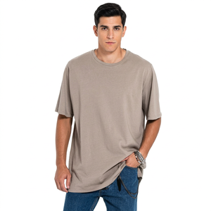 Nueva camiseta holgada de estilo urbano con corte extragrande para hombre, ideal para marcas urbanas e impresión personalizada. - Product Image 1