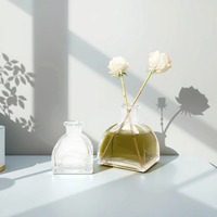 Bouteille de diffuseur en verre de luxe Offre Spéciale pour bouteille de parfum d'arôme Logo personnalisé pour bouteille de désodorisant de voiture de 50ml 150ml 250ml