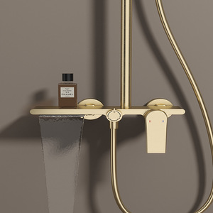 Ensemble <span class=keywords><strong>de</strong></span> <span class=keywords><strong>douche</strong></span> haut <span class=keywords><strong>de</strong></span> gamme doré moderne à double poignée Suite <span class=keywords><strong>de</strong></span> <span class=keywords><strong>douche</strong></span> pommeau <span class=keywords><strong>de</strong></span> <span class=keywords><strong>douche</strong></span> carré robinets à motif <span class=keywords><strong>de</strong></span> jet <span class=keywords><strong>de</strong></span> pluie comprend une <span class=keywords><strong>barre</strong></span> coulissante - Product Image 1