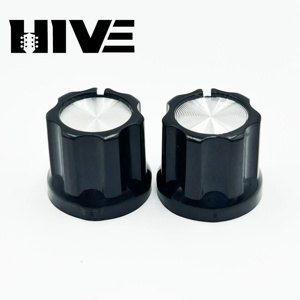 ปุ่มปรับระดับเสียงกีตาร์ไฟฟ้า HIVE ลายดอกพลัม อะลูมิเนียมสีดำขาว พร้อมปุ่มพลาสติก - Product Image 6