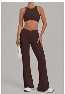 Conjunto de yoga y gimnasio para <span class=keywords><strong>mujer</strong></span>: Top deportivo tipo racerback de cintura alta y pantalones acampanados para correr y hacer ejercicio - Product Image 6