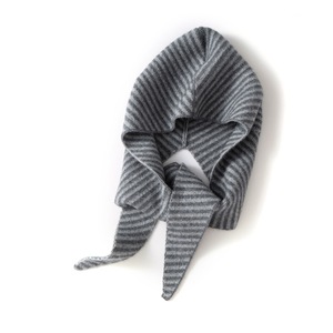 <span class=keywords><strong>Chapeau</strong></span> et Écharpe Tout-en-Un en Cachemire pour <span class=keywords><strong>Femme</strong></span>, Style Coréen, Motif Rayé, Chaud pour l'Automne et l'Hiver, Châle à Capuche Polyvalent pour l'Extérieur - Product Image 3