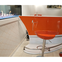 Comptoir de bar miniature en pierre de marbre de couleur blanc brillant et orange, design de comptoir d'accueil pour bar