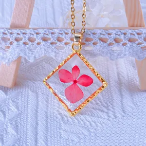 Women Accessories Custom Fine Flower Pendant Necklace Fashion Jewelry Necklaces