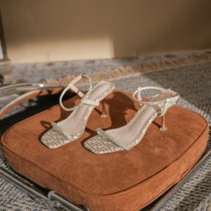 Zapatos de boda transpirables de encaje sin cordones con punta cuadrada para mujer, estilo gladiador, de satén con pedrería, ligeros para exteriores - Product Image 1