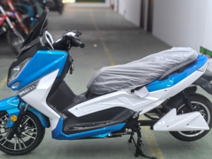 Moto électrique 72V certifiée CE/CEE pour le marché européen - Product Image 3