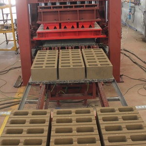 Machine automatique <span class=keywords><strong>de</strong></span> fabrication <span class=keywords><strong>de</strong></span> blocs hydrauliques QT15-<span class=keywords><strong>15</strong></span> aux normes allemandes Machine <span class=keywords><strong>de</strong></span> fabrication <span class=keywords><strong>de</strong></span> parpaings - Product Image 1