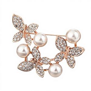 Broches <span class=keywords><strong>de</strong></span> luxe haut <span class=keywords><strong>de</strong></span> gamme en alliage avec strass et cristaux en forme <span class=keywords><strong>de</strong></span> fleur, avec épingles, pour femmes, mariage, fête nuptiale, fourniture d'usine, personnalisables - Product Image 1