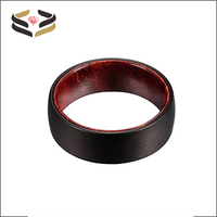 Bague de mariage en carbure de tungstène noir brossé de 8 mm avec incrustation intérieure en bois de palissandre, cadeau d'anniversaire tendance pour homme