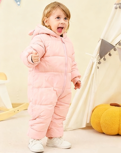 Traje de nieve impermeable para niños de protección térmica Mono de una pieza con capucha a prueba de viento para niños para deportes de invierno - Product Image 6