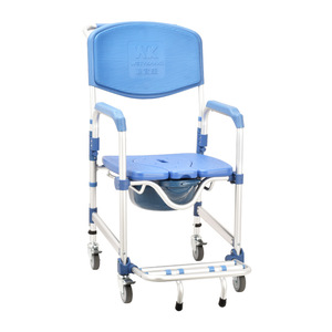 Chaise de toilette à roulettes en alliage d'aluminium, pliable et portable, pour personnes âgées et handicapées, utilisation sous la douche - Product Image 3