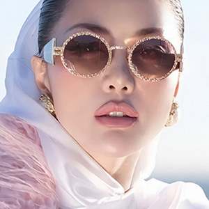 Lunettes de soleil ovales punk en métal pour femme, personnalisables avec logo, collection 2025, protection UV400, branches larges, monture ronde - Product Image 2