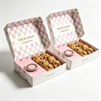 Boîte d'emballage pour gâteaux et biscuits, personnalisable avec logo, en carton blanc de qualité alimentaire, avec finition brillante ou mate.