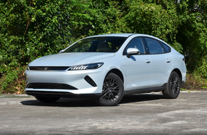 Auf Lager: Chinesischer Kompakt-Elektro-Pkw BYD Qin Plus EV 510km Leading Version – Reiner Elektro-Sedan für Großhandel, intelligentes City- und Familienfahrzeug - Product Image 2