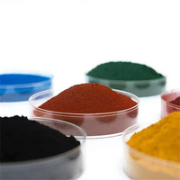 Poudre de pigment d'oxyde de fer rouge, jaune et noir pour la coloration du béton et du ciment, les revêtements de peinture, le mortier de briques et de carreaux, et la teinture.