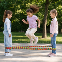 Bande élastique en caoutchouc tressé de polyester plat rayé de couleur mélangée de 2cm de largeur pour la corde à sauter d'enfants