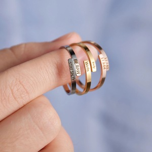 Anillos de Pareja Personalizados con Nombre Grabado, Anillos Ajustables de Acero Inoxidable en Oro y Plata, Anillo Liso Moderno, Joyería Unisex - Product Image 3