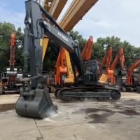 Excavatrice sur chenilles hydraulique d'occasion Hyundai 305LC-9T 30,5 tonnes Hyundai305 305lc 305lc9t 305 – Performances fiables pour travaux de terrassement à vendre