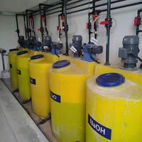 Station de dosage d'hypochlorite, système de dosage chimique automatique avec pompe de mélange et de dosage pour le traitement des eaux usées
