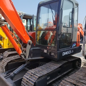 Usato <span class=keywords><strong>DH60</strong></span> escavatore solo poche centinaia di ore <span class=keywords><strong>Doosan</strong></span> 6 tonnellate <span class=keywords><strong>Mini</strong></span> scavatore con motore EPA originale - Product Image 1