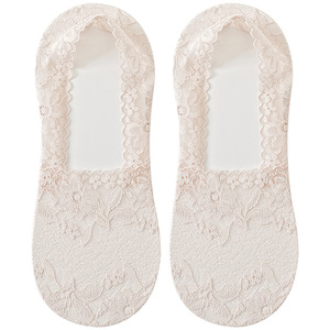 2026 Spring/Summer Deep-Cut Ice Silk <b>Lace</b> Invisible Stockings Women's Cotton Sole Floral Pattern Deep-Cut Canvas Shoes Outfit - Product Image 5