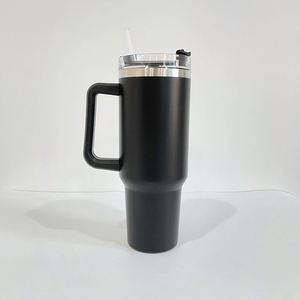 Gobelet isotherme H1.0 coloré en acier inoxydable à double paroi de 40 oz avec poignée, couvercle et paille – Vente en gros - Product Image 3