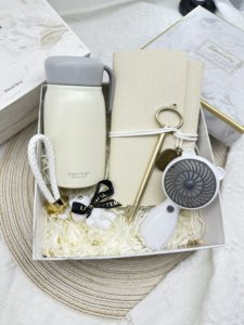 Sets de Regalo de Lujo Personalizados para Mujer con Logotipo Grabado - Regalos Únicos para el Hogar y Bodas para el Día de la Madre - Product Image 6