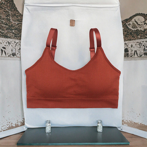 เสื้อชั้นในกีฬาโยคะสำหรับผู้หญิง ไซส์พลัส ผ้าสแปนเด็กซ์สั่งทำได้ ทันสมัย รองรับทรงได้ดี เป็นมิตรต่อสิ่งแวดล้อม คอวีลึก ระบายอากาศได้ดี สวมใส่สบาย - Product Image 3