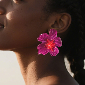 Pendientes de Botón con Forma de Flor Clásica y Encantadora para Mujer, Chapados en Rodio, de Resina Acrílica, para Fiestas y Regalos - Product Image 2