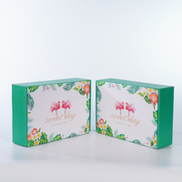 Kotak Pengiriman Bunga Tahan Lama dari Kertas Bergelombang Hijau Kustom yang Dapat Didaur Ulang dengan Embossing