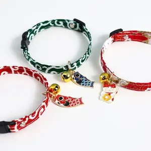 Entzückendes Chirimen-Katzen halsband mit Glücks glocke, hand gefertigtes Druck halsband im japanischen Stil für Kätzchen Halloween Christmas Etc - Product Image 1