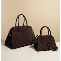 Sacs fourre-tout rétro en cuir de vachette grande capacité pour femmes, sac à main en daim, sac fourre-tout vintage avec poignée, sac à bandoulière tendance, sac fourre-tout de luxe discret