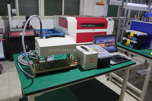 Máquina de Grabado Láser para Tarjetas Metálicas con Marcador de Puntos de <span class=keywords><strong>Bingo</strong></span> para Número de Chasis - Product Image 2