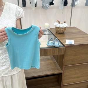 Ensemble décontracté d'été pour filles en deux pièces, short en jean à imprimé <span class=keywords><strong>étoile</strong></span>s pour enfants avec <span class=keywords><strong>gilet</strong></span> sans manches - Product Image 4