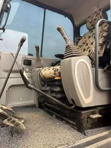 Excavatrice Hyundai Rabex 6 tonnes avec moteur Komatsu/Cat nouvelle condition garantie 1 an meilleure marque creusage de roches seau d'occasion - Product Image 4