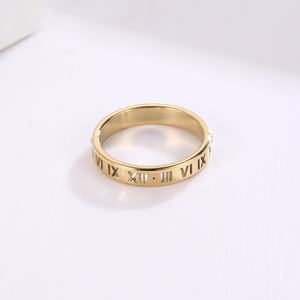 Anillo de titanio para parejas, diseño creativo, con números romanos y diamantes incrustados, estilo hueco y sencillo para mujer/hombre - Product Image 4