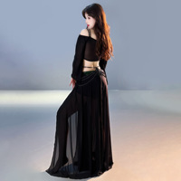Tenue de danse du ventre pour femmes avec des perles scintillantes : Ensemble de costume de danse du ventre en 2 pièces avec haut à paillettes et jupe à fente haute pour les spectacles sur scène