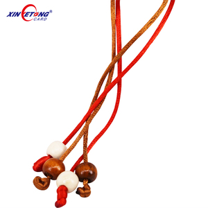 Tùy chỉnh <span class=keywords><strong>RFID</strong></span> NFC không thấm nước bằng gỗ <span class=keywords><strong>RFID</strong></span> thân thiện với môi gỗ Vòng <span class=keywords><strong>keyfob</strong></span> khách sạn bằng gỗ dây đeo cổ tay - Product Image 3