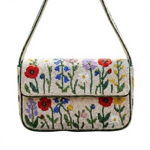 Bolsa de Almacenamiento de Vidrio con Cuentas Hecha a Mano, Diseño Rectangular Moderno y de Lujo, Multicolor, 3L+ HASAN CRAFT HC-0001, para Viaje - Product Image 1