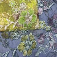 Tissu en dentelle brodée florale 3D, maille de tulle pour robe de soirée africaine, broderie multicolore verte et bleue pour la couture féminine