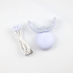 Mini portátil LED de carga blanqueamiento más luz infrarroja 32 LED luces blanqueadoras de dientes - Product Image 1