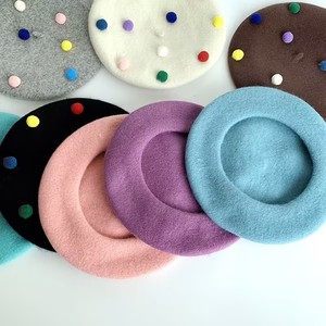 Bérets en Gros Couleurs Bonbon Personnalisables – Bérets d'Hiver en Laine avec Petite Boule en Peluche Douce pour Enfants - Product Image 2