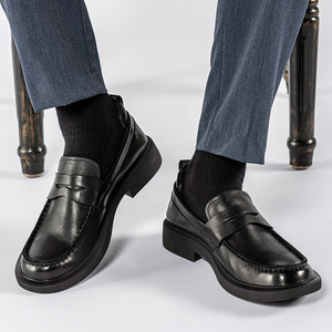 Autumn British Simple Casual Leather <b>Shoes</b> - One-Piece Business Men's <b>Shoes</b> with Soft Bottoms - Lazy <b>Shoes</b> for Men - Product Image 2
