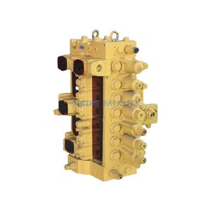 Katup Kontrol Utama Ekskavator 723-47-23703 Katup Kontrol Ekskavator <span class=keywords><strong>Pc200</strong></span> <span class=keywords><strong>8</strong></span> <span class=keywords><strong>Pc200</strong></span>-<span class=keywords><strong>8</strong></span> - Product Image 1