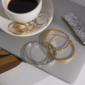 Aros de Acero Inoxidable 18K, Diseño Geométrico Redondo y Liso, para Joyería de Moda - Product Image 2