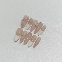 Faux ongles élégants et artistiques, couleur nude, avec ruban français, pré-conçus, portables, faits main, haut de gamme, prêts à poser, motif dessin animé