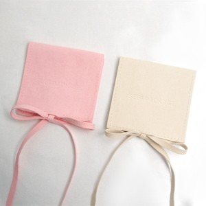 Bolsa de Joyería Ecológica Reciclada de Lujo con Logotipo Personalizado, Bolsa de Joyería de Microfibra con Cinta para Pendientes, Collares y Anillos - Product Image 1